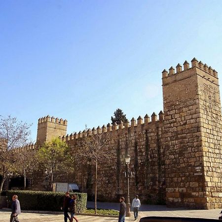 Go To Sevilla Cathedral Exterior foto
